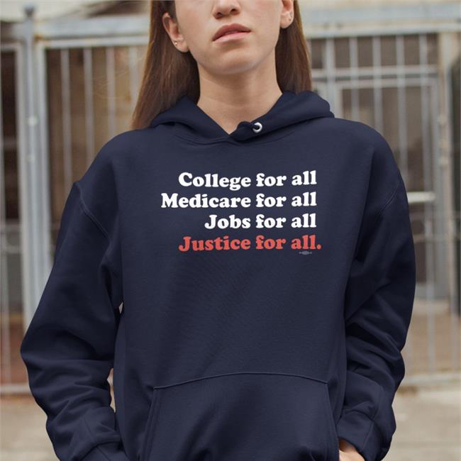 Shirts That Go Hard Merch Yes I Smell Like A Horse No I Don't Consider That A Problem Sweatshirt