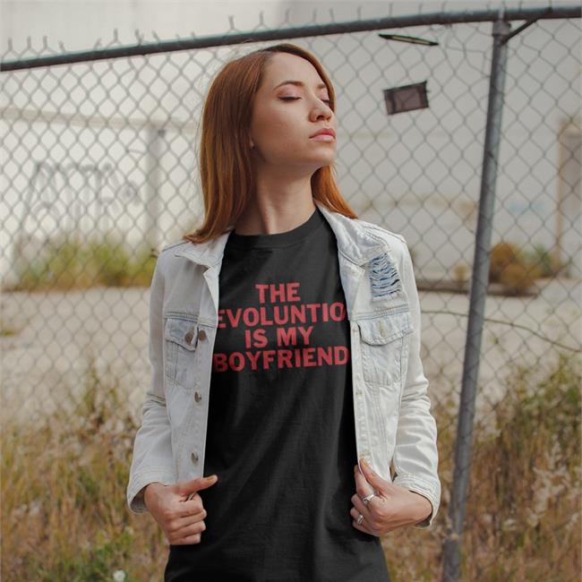 Messy Astro Memes The Revolution Is My Boyfriend T-Shirt