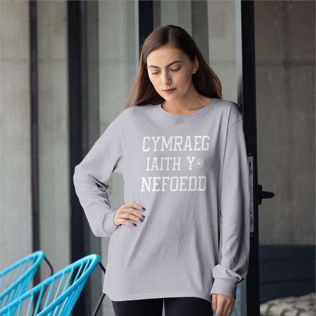 Cymraeg Iaith Y Nefoedd Cowbois 1962 Shirt Owain Wyn Evans Lorraine Carol Vorderman