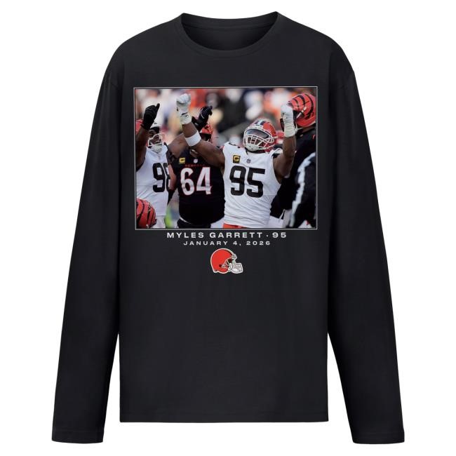 Myles Garrett NFL Flash Week 18 Cleveland Browns Fan Long Sleeve Tee Black