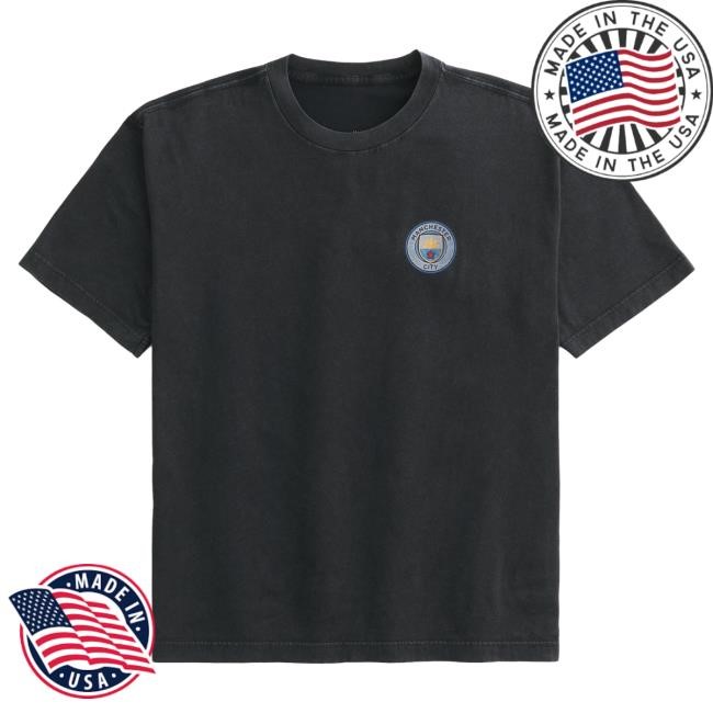 Manchester City F.C. Graphic Hot Shirt Band Logo | Manchester City F.C. Official | Soccer Fan Gear