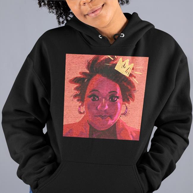 Queen Joelle Long Sleeve Shirt