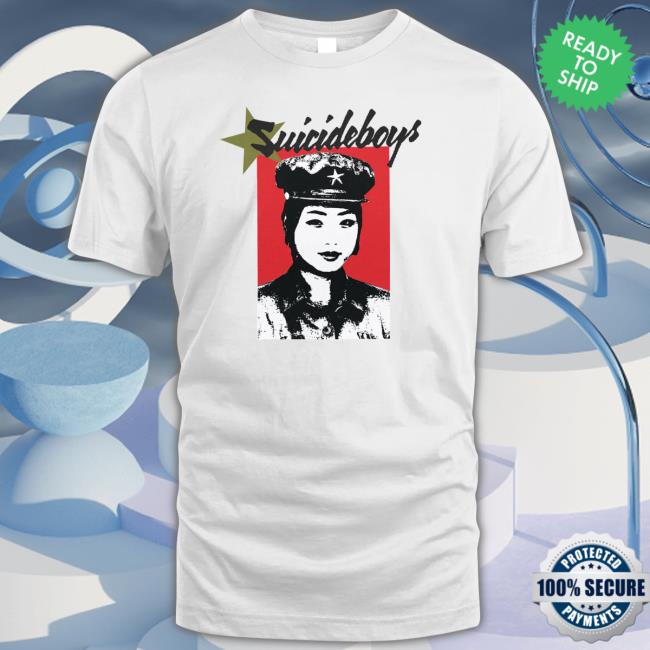 G59 The Nuclear Race Is Female Shirts
